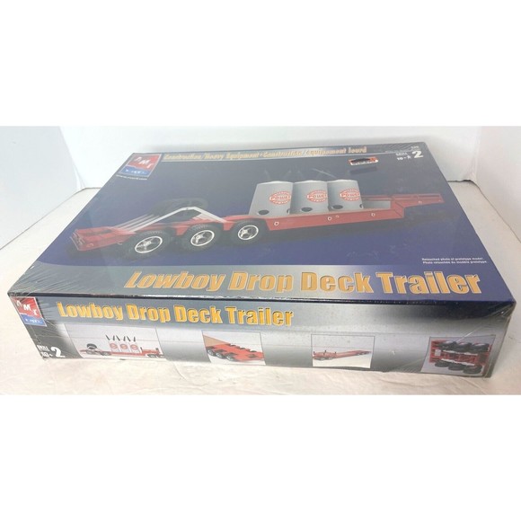 AMT 31154 Lowboy Drop Deck Trailer model kit, New Sealed Old Stock - Picture 7 of 8
